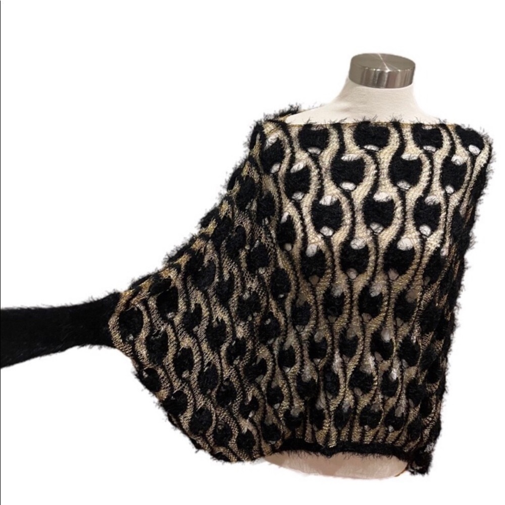 Tasha knitted gold thread black pho fur size M/L - Picture 2 of 7
